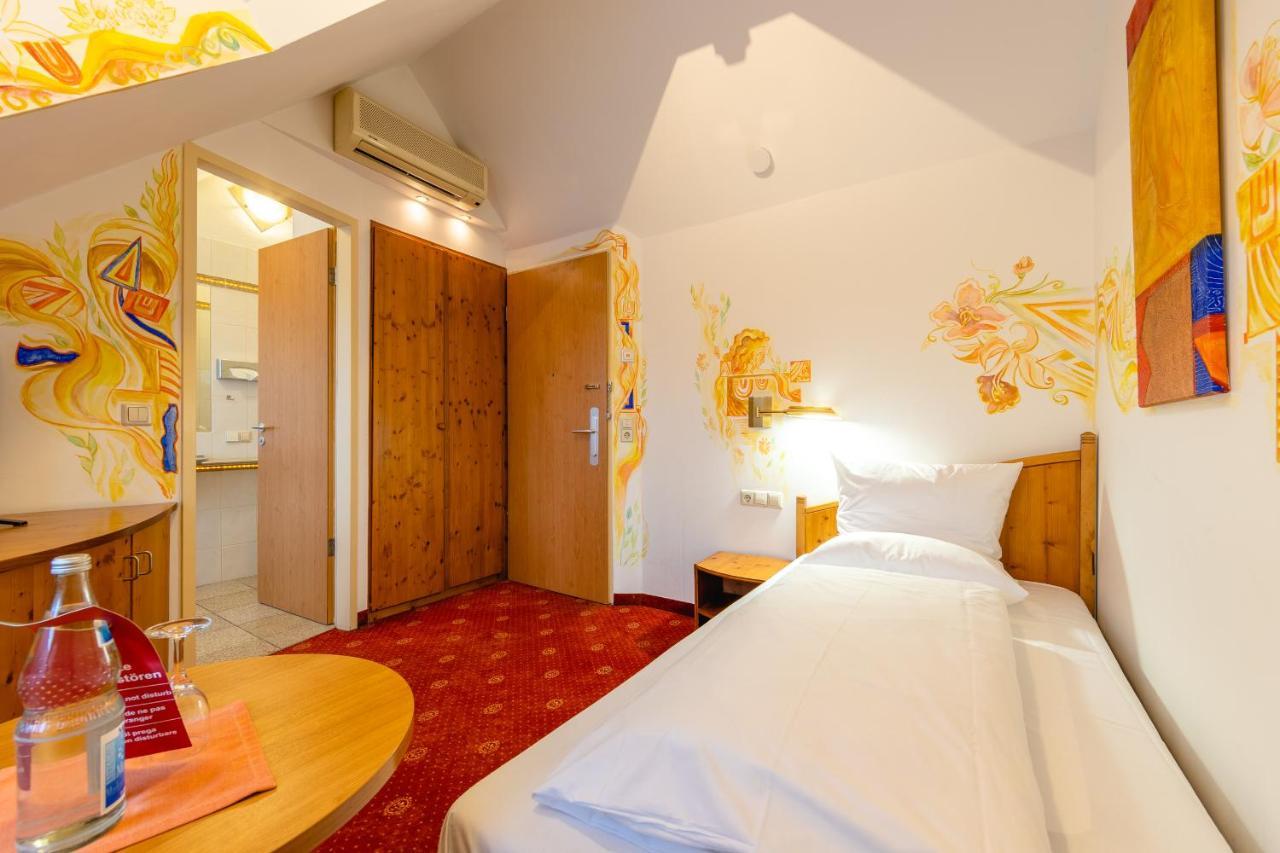 Allvitalis Traumhotel Karlsruhe Exterior photo